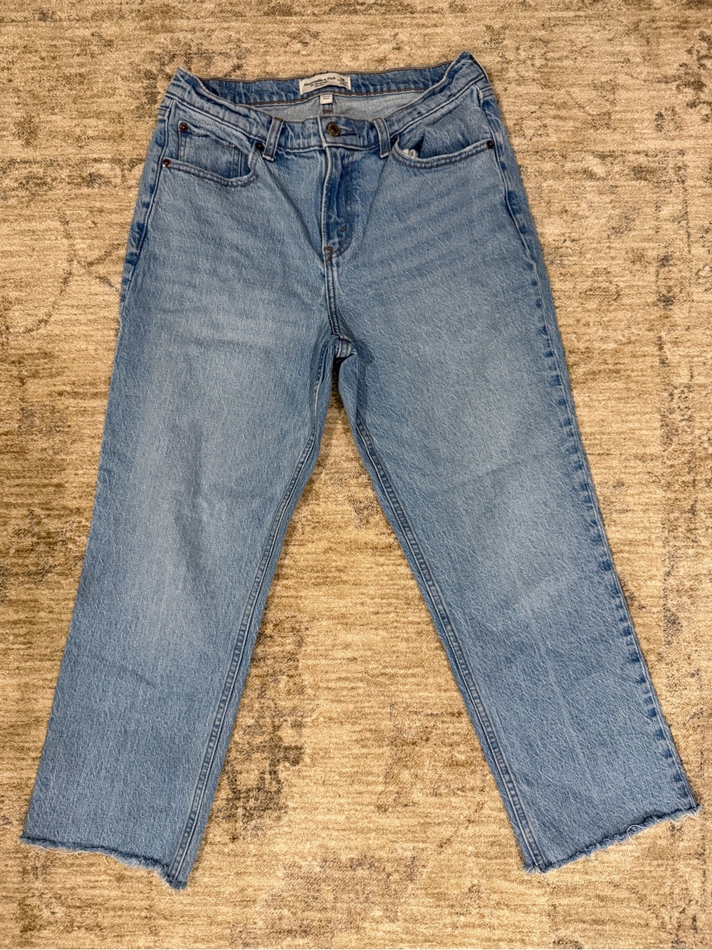Abercrombie & Fitch Curve Love 90’s Straight Mid Rise Jean - 29/8 Extra Short